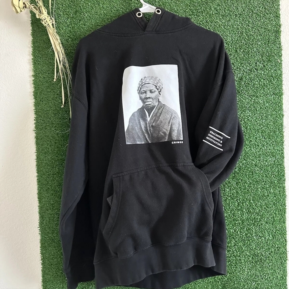 Black history month Harriet Tubman hoodieSize:Large
